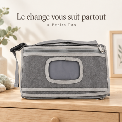 Le change vous suit partout — Kit de change nomade — pochette grise